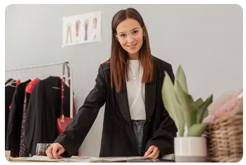 Transform Your Wardrobe and Confidence with a Personal Stylist